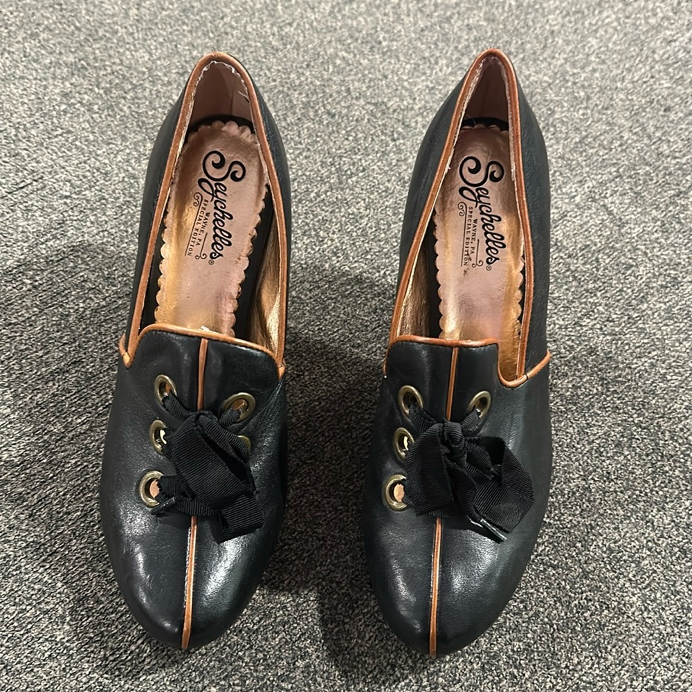 Seychelles heels size 8